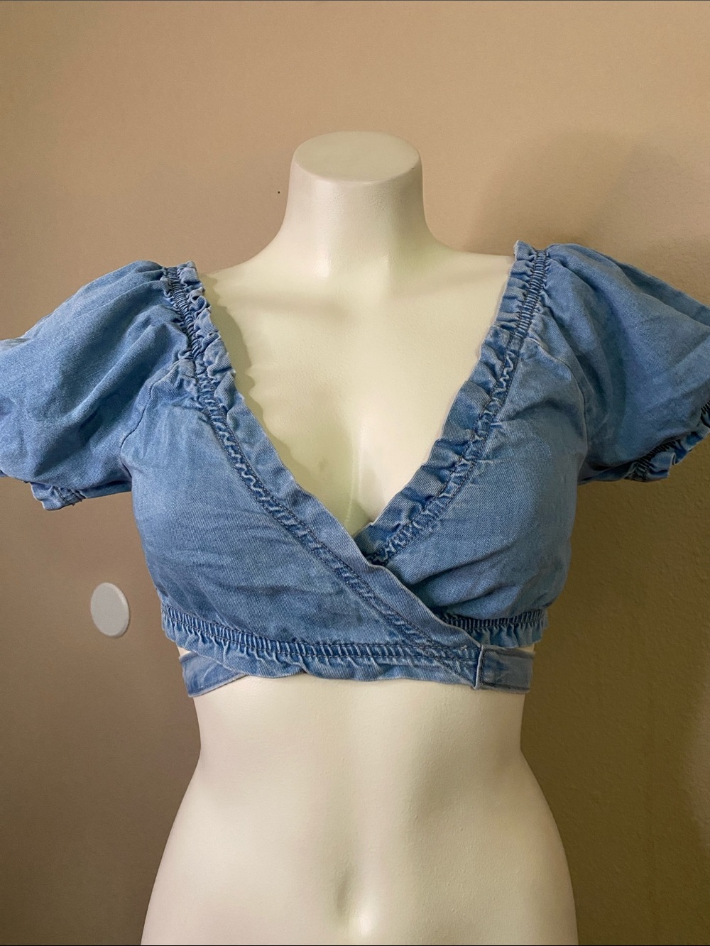 Cider Light Blue denim Chambray wrap boho peasant crop Top S